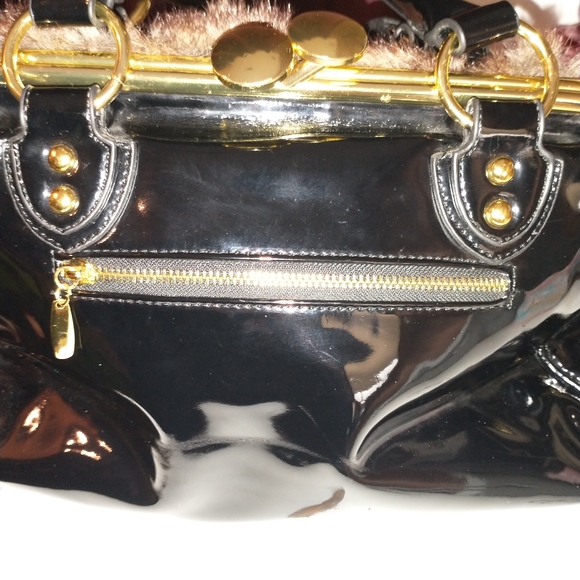 Fun! Fun! Fun! Faux Fur-Big Buddha Santa Barbara - Picture 5 of 10